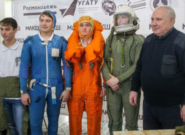 «С чего начинается Родина»: башкирские школьники выходят на связь с МКС, встречаются с летчиками и узнают про ракетостроение