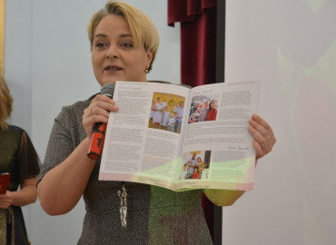 Все мои! В Севастополе выпустили книгу о многодетных семьях